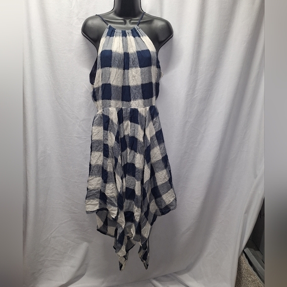 Storee checked summer dress up and down hem size medium - Picture 1 of 7